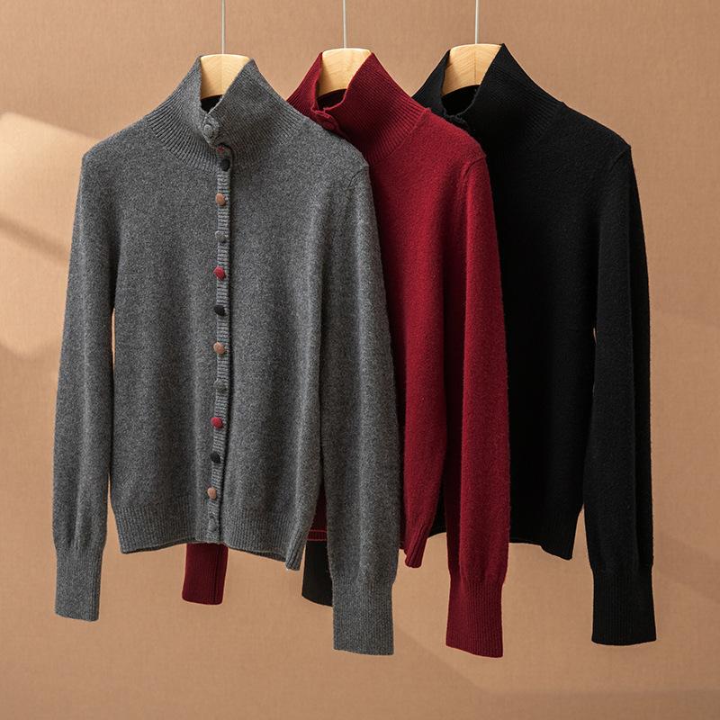 

Korean Style Fashionable Turtleneck Color Buttoned Cardigan for Women with Minimalist Style Knitted Sweater Commuting Autumn and Winter Cardigan XL