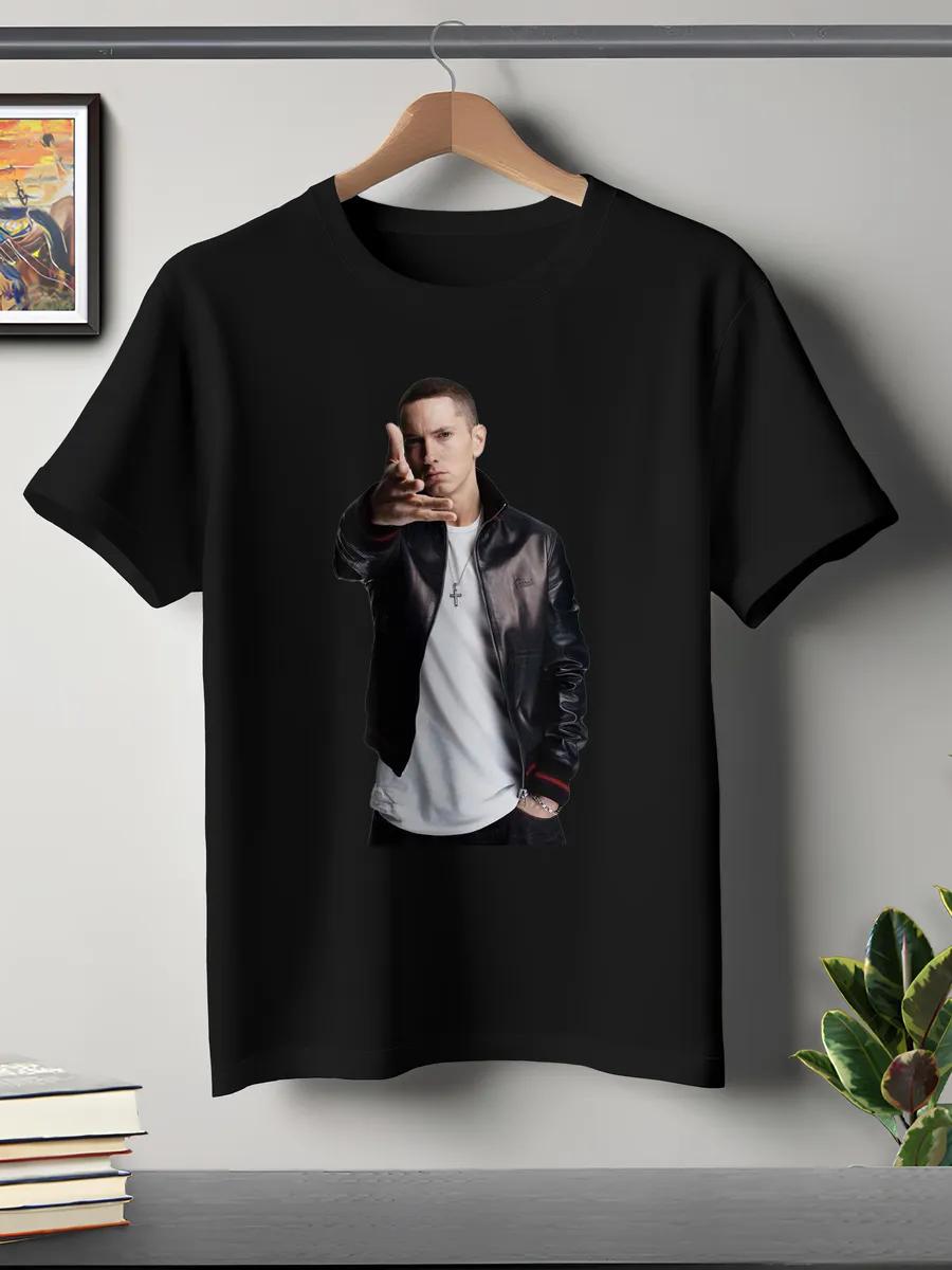 T-shirt with the name Max 4XL
