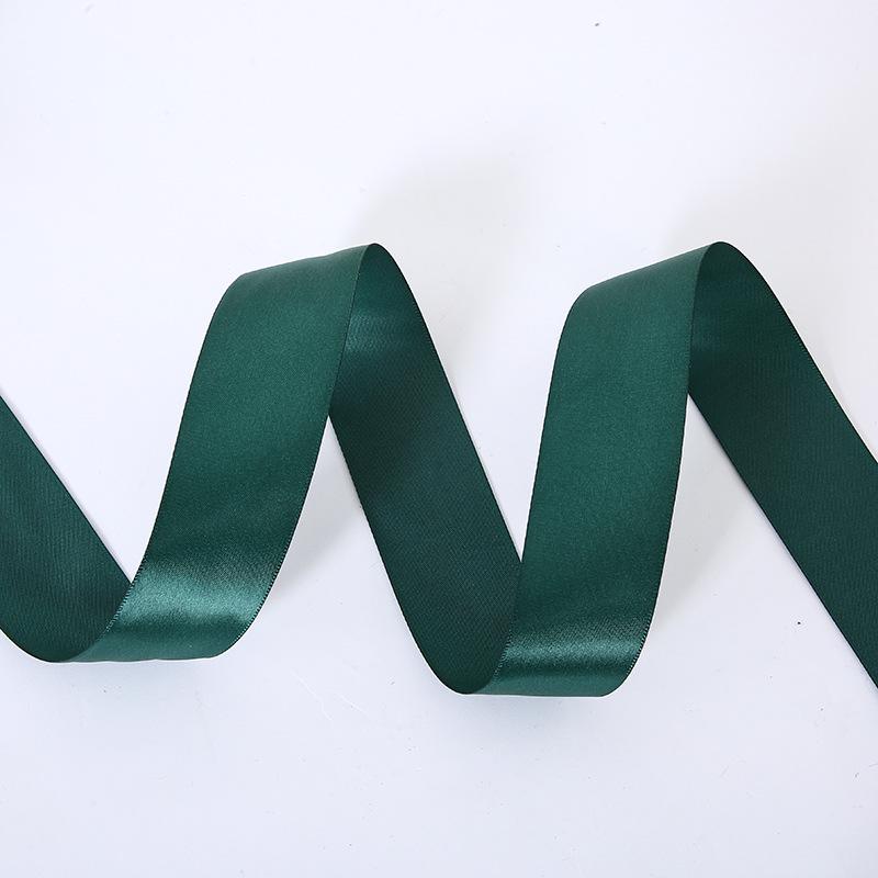 Festliches Band für Weihnachtsbaum & Geschenkverpackung - Elch & Weihnachtsmann Designs