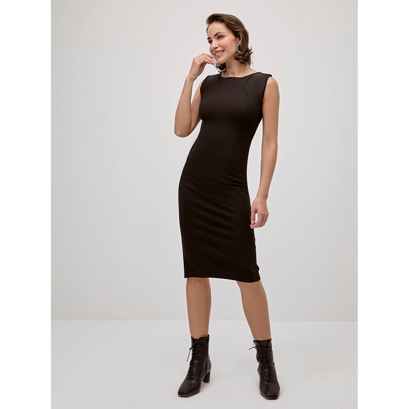 

Узкое платье без рукавов с эффектом похудения, черное