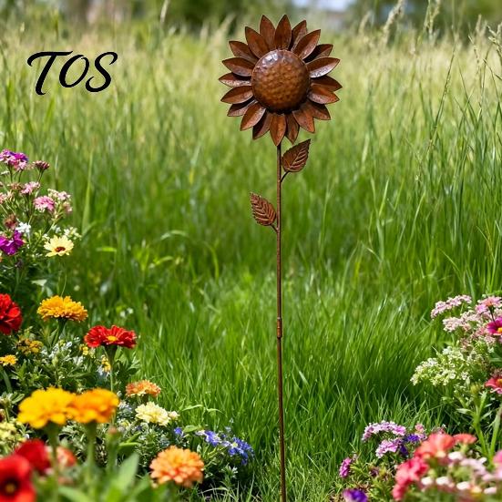 Artistic Sunflower Garden Decor Metal Stake, Retro Rusty Flower Sculpture, Rustic Outdoor Decorations Ornament for Yard Patio Lawn Decoration