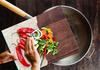 GLASS PLATE CUTTING BOARD 52x40 CHILLI