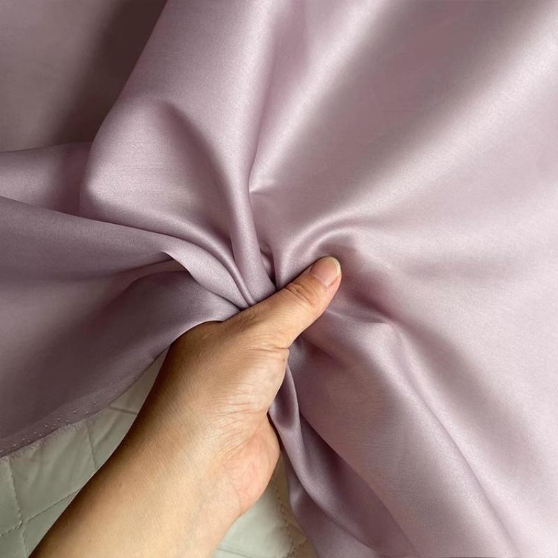 

Ткань атлас Юджин из 100% шелка тутового шелкопряда и шелка тутового шелкопряда Celestial шириной 140 см и 12 мм для ханфу, одежды в китайском стиле 100x140cm