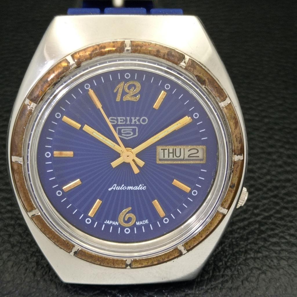 USED VINTAGE SEIKO 5 AUTOMATIC 7009A JAPAN MENS BLUE COLOR DIAL WATCH A433620-2 R118-a433620