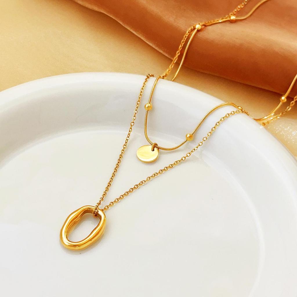 Elegantní nepravidelný geometrický dvouvrstvý zlatý náhrdelník z titanové oceli pro ženy - lehký luxusní klíční řetízek