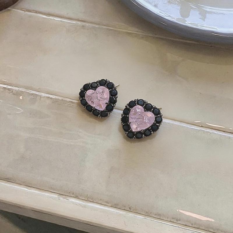 Zirconia Heart Earrings: Stylish Silver Needle Design, Sweet and Cool Fashion