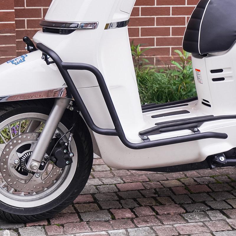 Chunfeng 150AURA Crash Bars: Front & Rear Anti-Fall Protection with Small Backrest