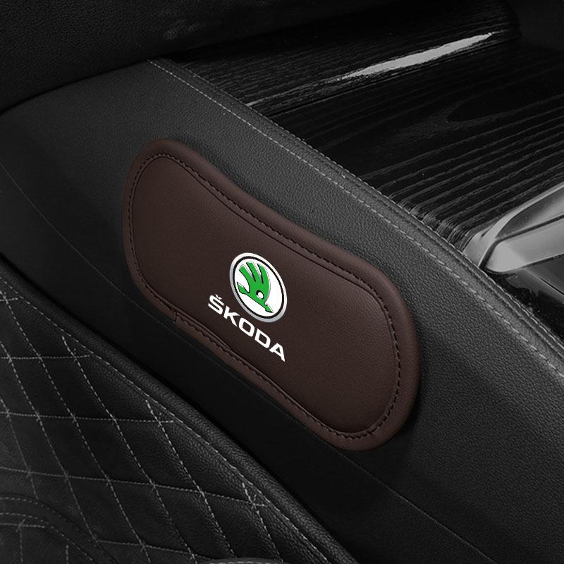 Car Leather Knee Pad Cushion Cushion Thigh Support Anti-collision Pad For Skoda Octavia 2 3 Fabia Kamiq Kapoq Kodiaq A5 A7 Rapid SCALA Superb