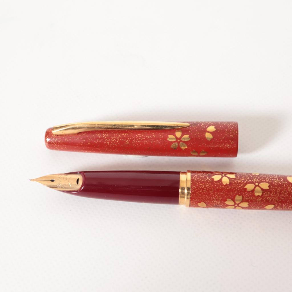 Pilot Makie Sakura Fubuki Vermilion Fountain Pen 18K 750 Nib F Fine Tested w/Conv