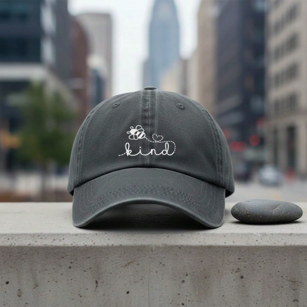 [Cute Bee Baseball Cap] Inspirational "Kind" Letter Print Polyester Adjustable Breathable Casual Outdoor Sports Dad Hat For Women Men