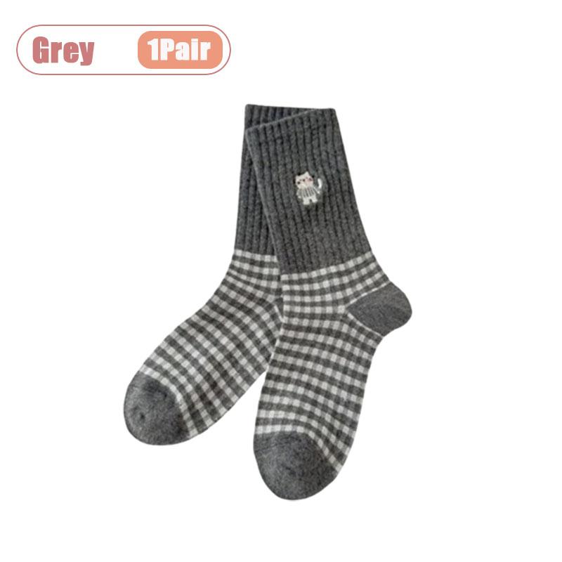1-10Pairs Vintage Black White Plaid Mid Calf Socks for Women Autumn Winter Cute Cat Cartoon Design Cotton Long Socks