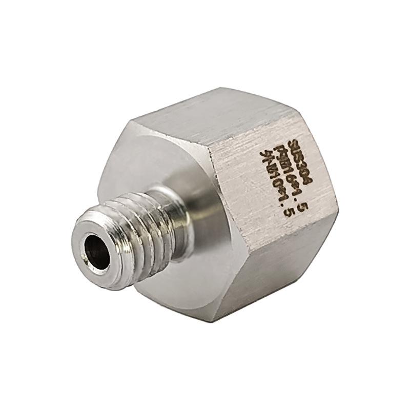 

Stainless Steel 304 Metric Reducing Threaded Fitting: Female M16x1.5 to Male M10x1.5 (1169)