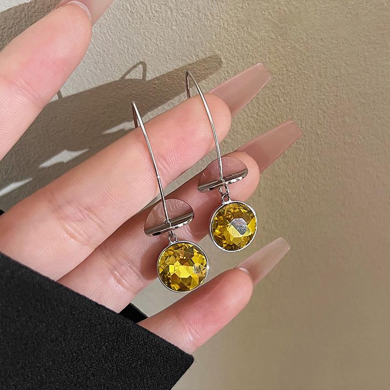 Minimalist Sequined Fringed Ear Hook Fashion Personality Design Earrings Femininity Earrings Niche High Sense