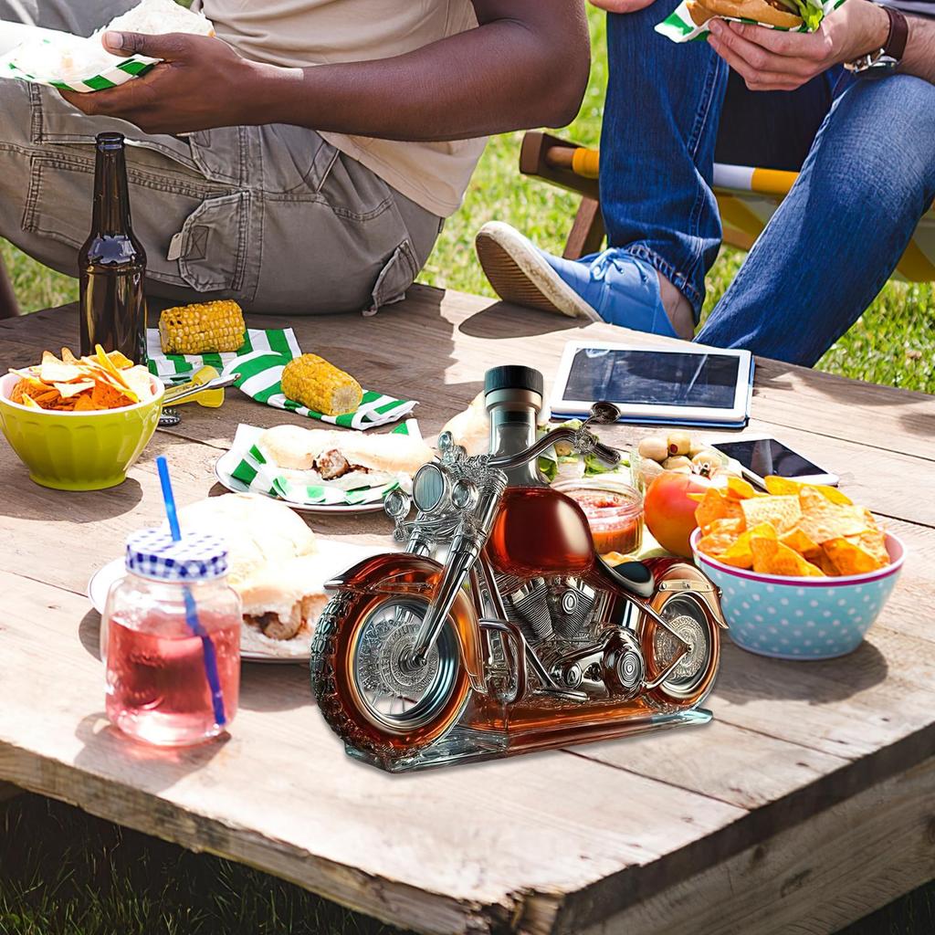 Wine Decanter Motorcycle Glass Aerator Whisky Bottle Liquor Bottle Vintage Desk Decor for Home Kitchen Restaurant Boyfriend