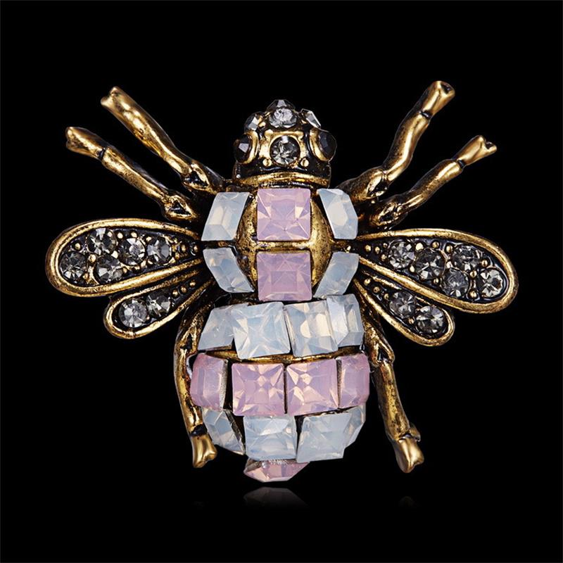 Retro Bee Rhinestone Painting Oil Brooch Personality Cute Animal High -End Exquisite Pectoral