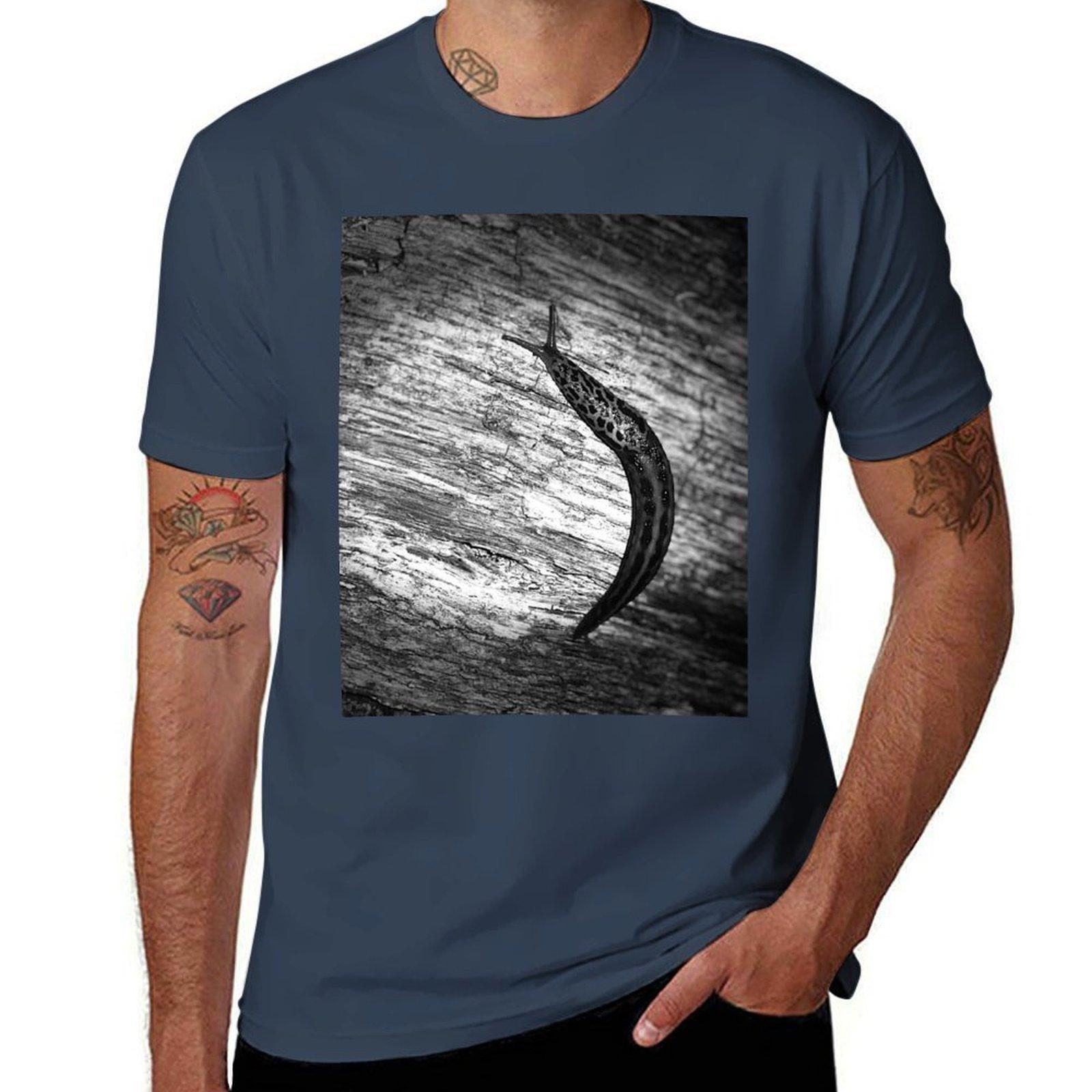 Portrait of a slug TShirt Trendy Casual Short Sleeve Shirt S