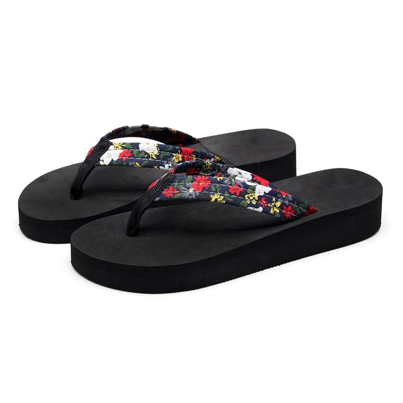 Women Floral Flip Flops Beach Slippers Fashion Thick Bottom Flip Flops Sandales Summer Casual Outdoor Beach Slippers Chaussure