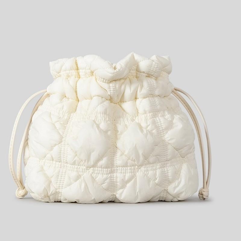Ielgy Simple Rhombus Drawstring Drawstring Bucket Bag Nylon Cloth One-Shoulder Messenger Lightweight Dumpling Bag