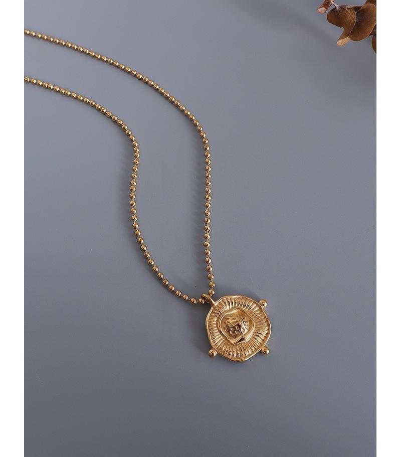 European Style Geometric Pendant Necklace for Women, 18K Gold-Plated Titanium Steel, Simple and Elegant Design.