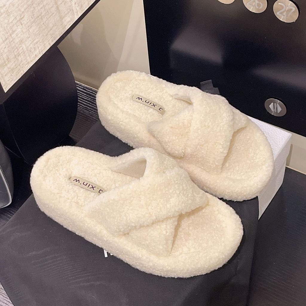 Round Head Thick-soled Fluffy Slippers Women's Outer Wear 2025 Autumn and Winter New Cotton Slippers Fashionable Solid Color One-word Slippers