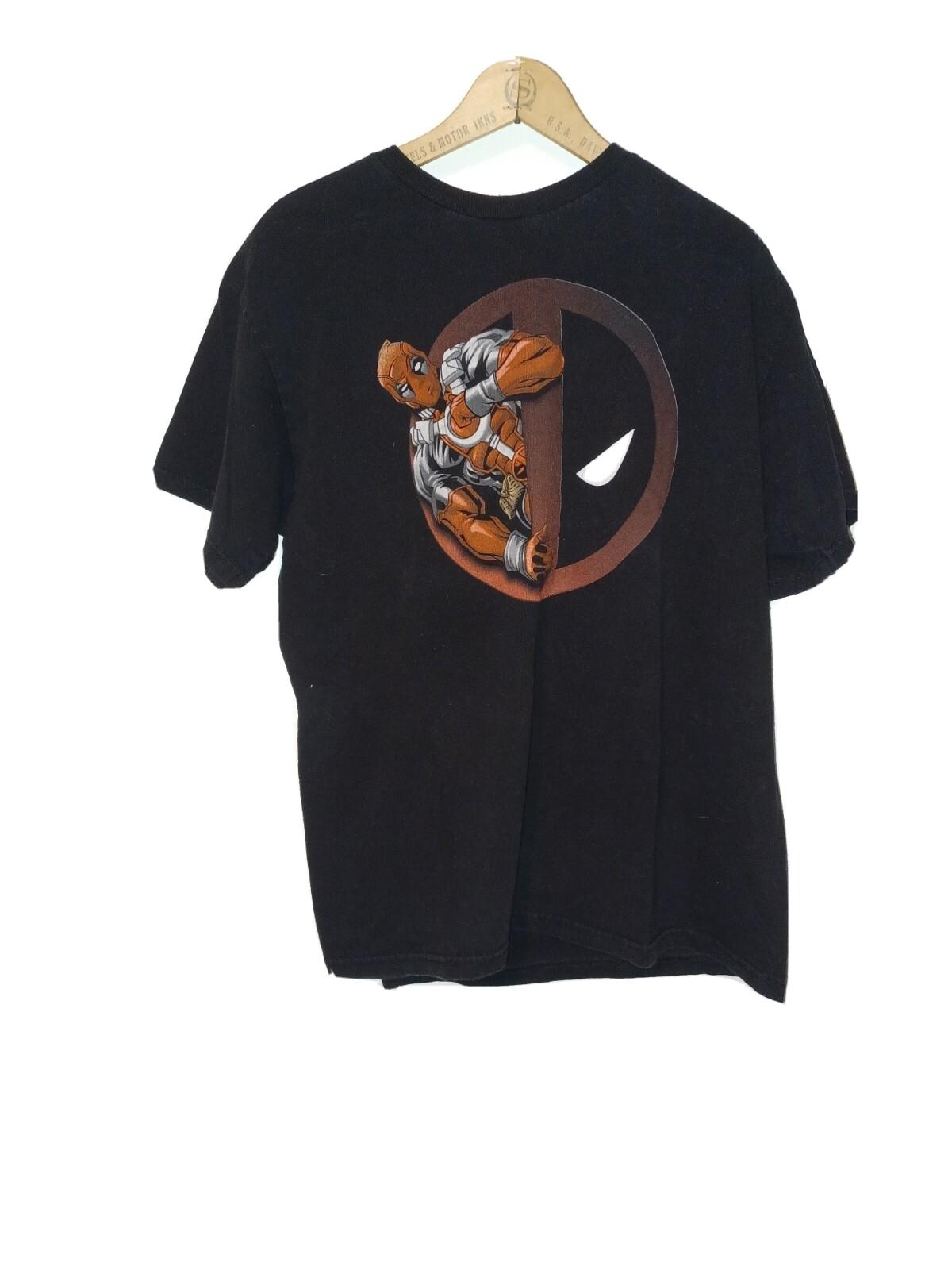 Marvel Deadpool coming out of the Logo Men s Black T-shirt Large S