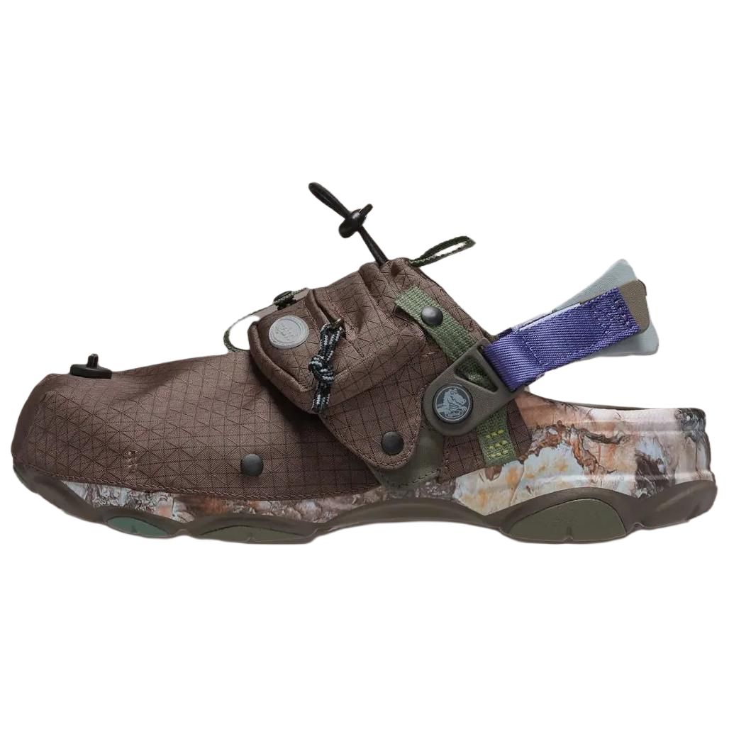 

Bodega Noemia x Crocs All-Terrain Clog Удобные пляжные сандалии-клог на низком ходу Унисекс Коричневый 38-39 коричневый