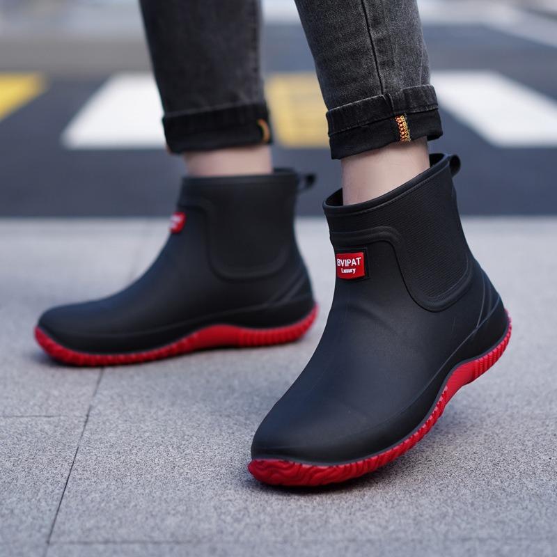 Fashion Rain Shoes Men's Short Tube Velvet Removable Four-season Comfortable Non-slip Kitchen Rubber Shoes Waterproof Car Wash Shoes Men