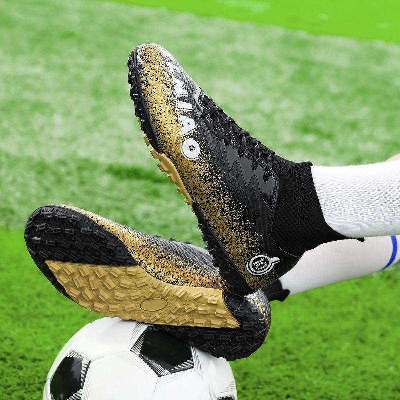 High-top foreign trade football shoes men's sports football shoes broken nails spikes student non-slip football game training shoes