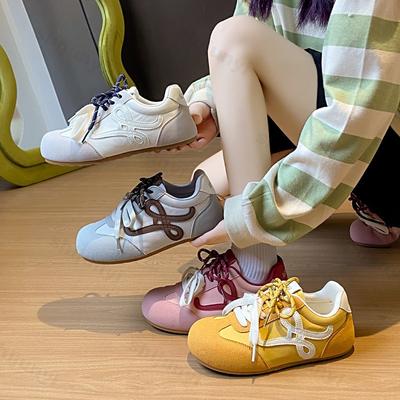 Damen Freizeitschuhe 2026 Outdoor Laufen Vulkanisierte Schuhe Bequem Rutschfest Schnürung Mode Flache Schuhe Sneaker Zapatos De Mujer