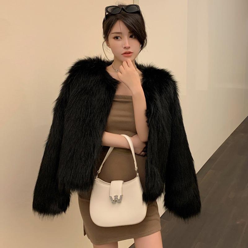 Autumn and Winter Imitation Fox Hair Furry Young Short Coat Fashion Slim Fur Coat Women