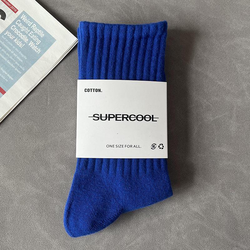 Unisex Mid & High-Calf Cotton Socks – Trendy Solid Colors for Sports & Streetwear, Perfect for Autumn/Winter