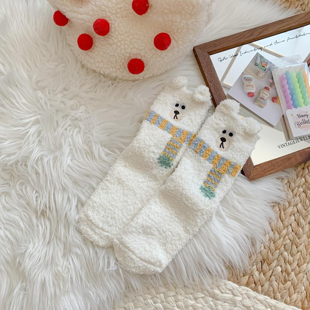 

Socks Women S Autumn And Winter Scarves Bear Coral Plush Socks Warm Thickened Soft Confinement Socks Home Floor Socks One size fits all белый