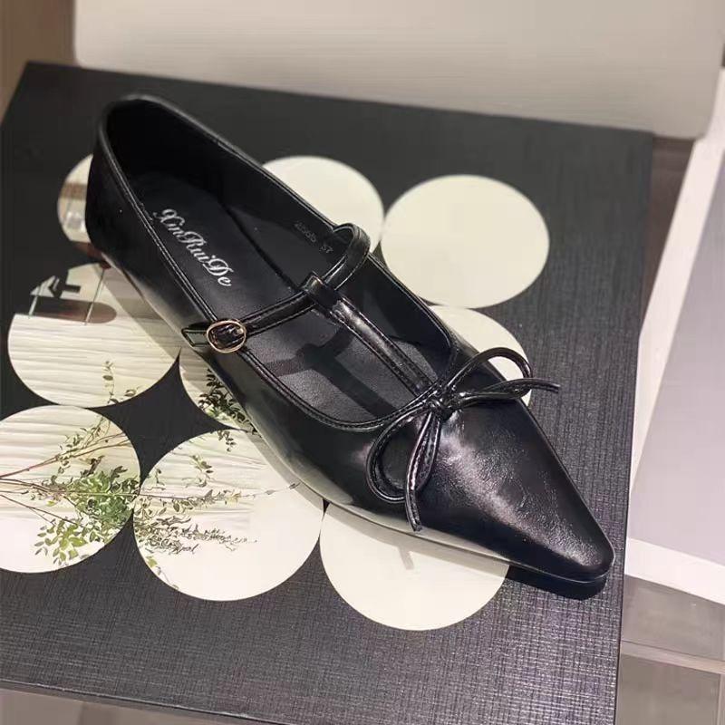 Fashion French Pointed Bow Mary Jane Women's Shoes 2025 Early Spring New Shallow Mouth Flat T Buckle with Temperament Single Shoes