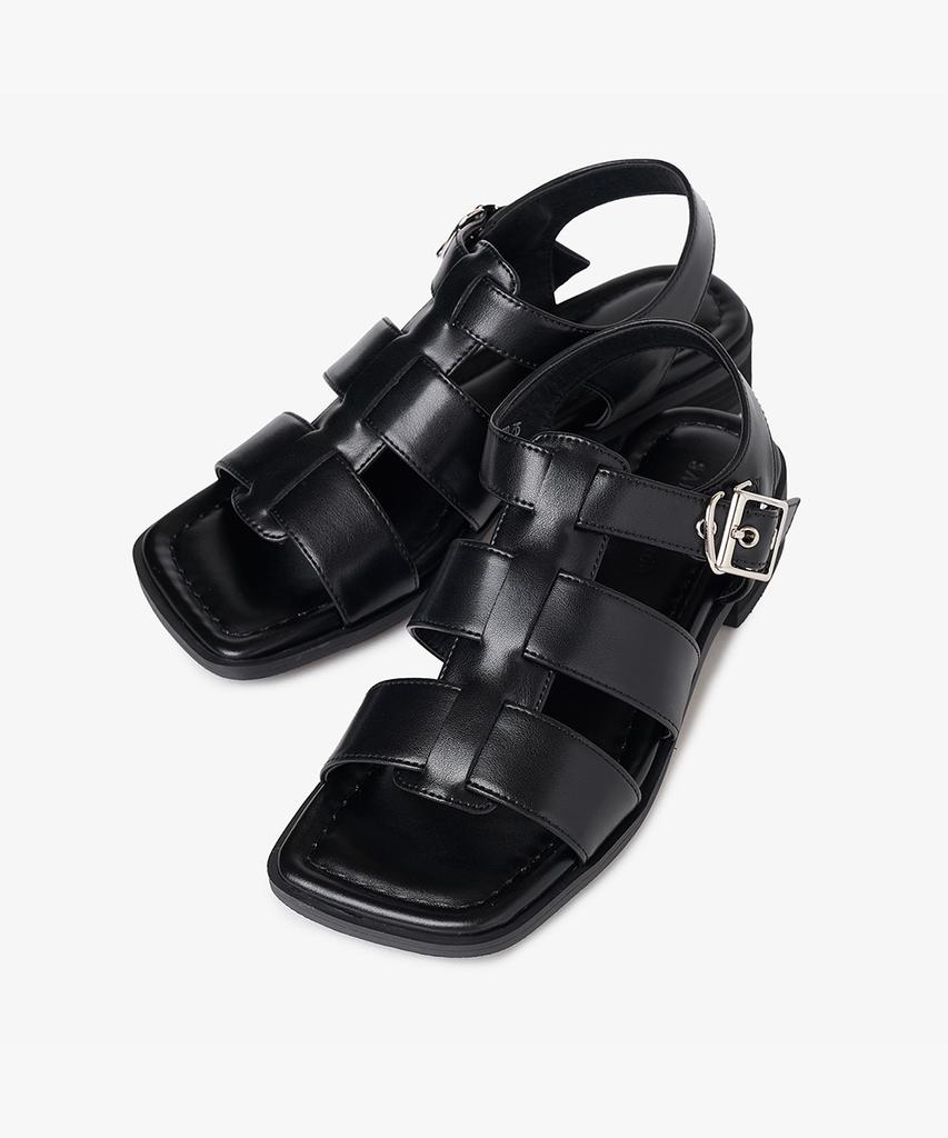Saera Edition Modern Square Toe Fisherman Strap Sandals O56S257