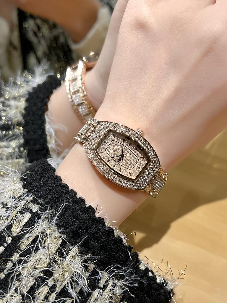 Full Diamond Elegant Watches for Party In United Kingdom and France