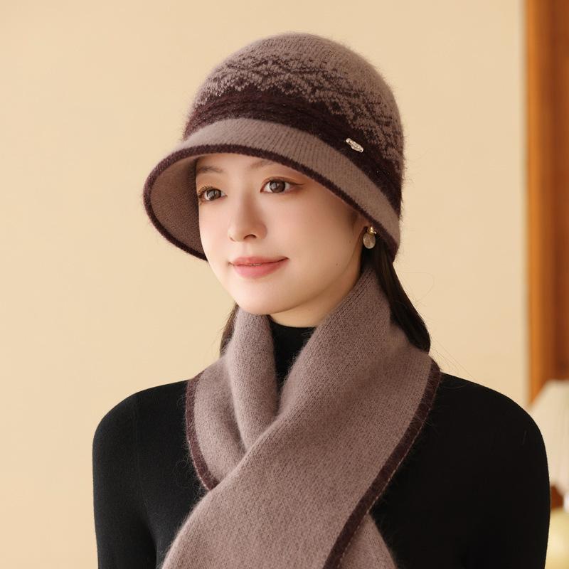Knitted Basin Hat for Old Ladies and Grandmothers Ear Protection and Warm Rabbit Woolen Hats for Middle Aged and Elderly Mothers In Autumn and Winter.