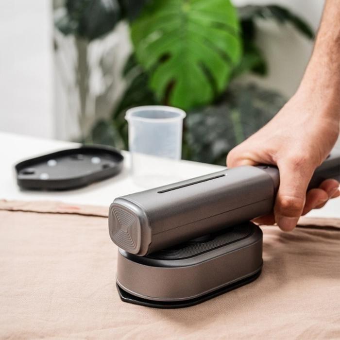 Fer à Vapeur de Voyage - 2 en 1 - 1200 W - Semelle Antiadhésive - Réservoir Amovible 100 ml - 10 g/min