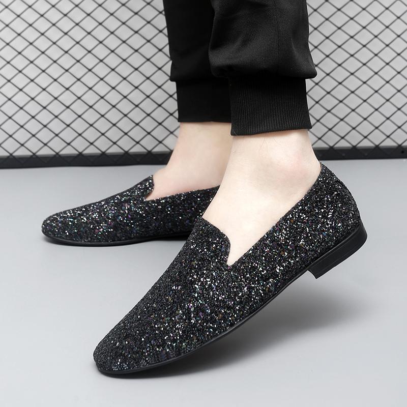 Modne męskie oddychające mokasyny z miękką podeszwą Błyszczące męskie skórzane loafersy wsuwane Wygodne buty do jazdy na co dzień Biznesowe penny loafersy