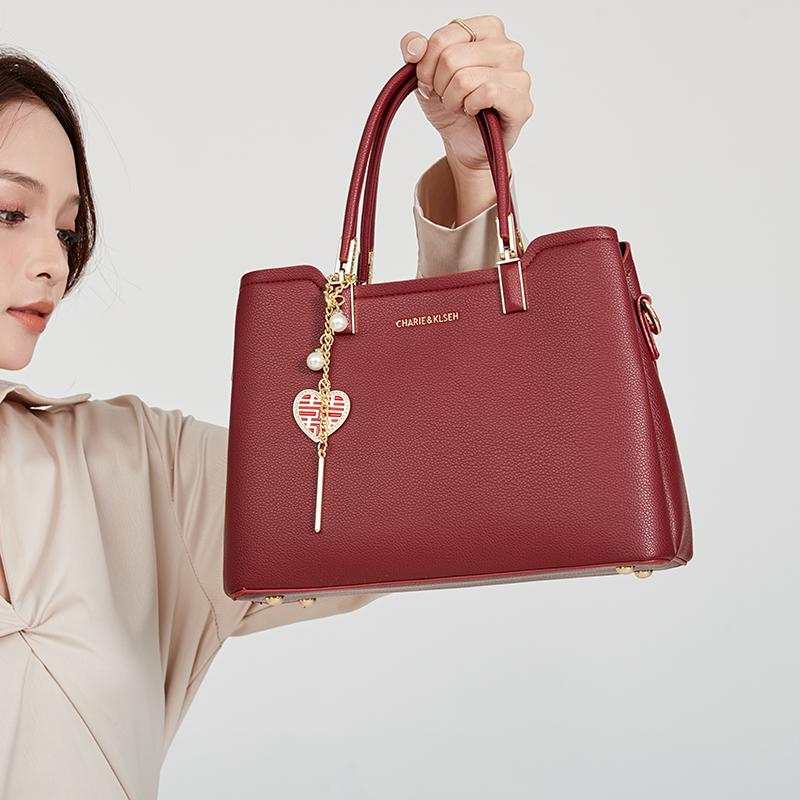 

Red bag wedding happy mother bag 2025 new middle-aged happy mother-in-law bag large-capacity portable wedding bag красный