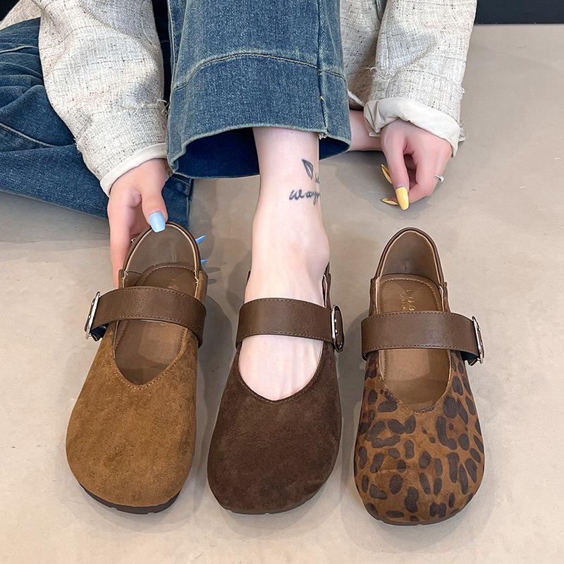 Korean Version of Suede with Leopard Print Mary Jane Shoes for Women's 2025 Autumn Retro Inner Height Increase Soft Sole Shallow Mouth Single Shoes
