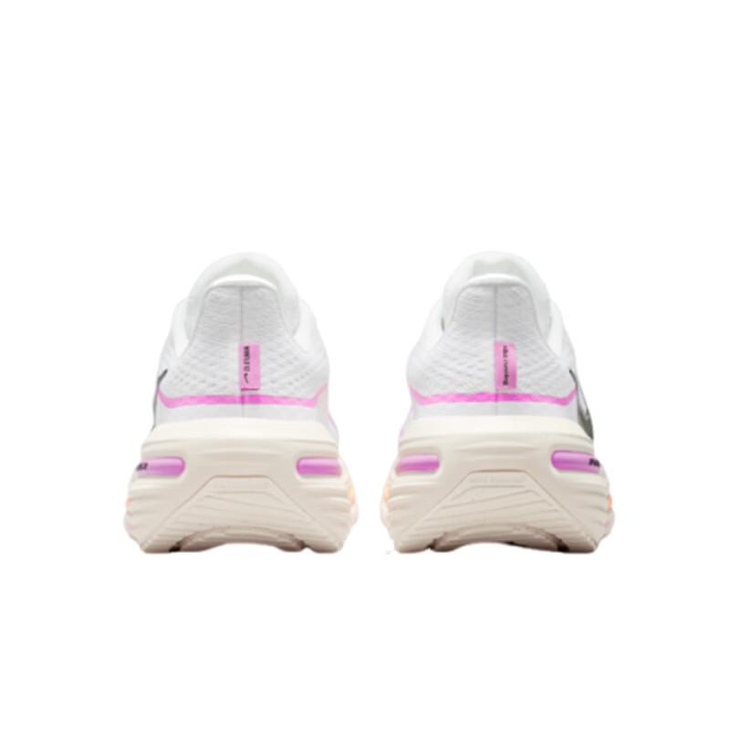 Nike Women's Air Winflo 12 Running Shoes