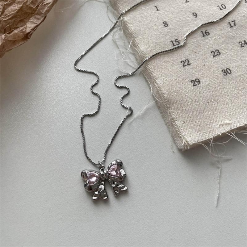 Love Heart/Butterfly/Star Necklace Geometric Pendant Clavicle Chain Adjsuatble Neckwear Fashionable Jewelry Pieces