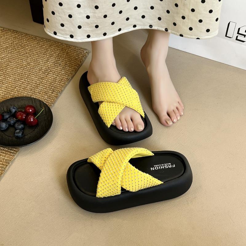 

Thick-bottomed leather sandals women s summer new outer wear beach casual versatile skirt non-slip 40 жёлтый