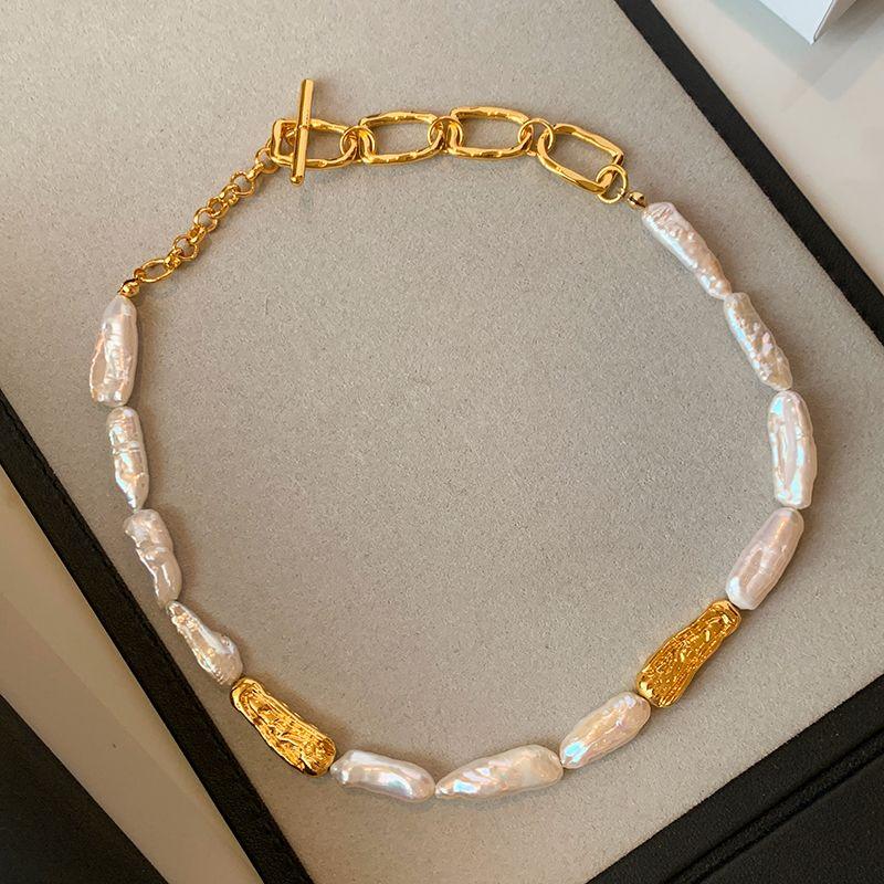 

Natural Baroque White Pearl Fashion Exaggerated Jewelry Gold Necklace Women s Light Luxury Minority Fancy Sweater Chain Single bar