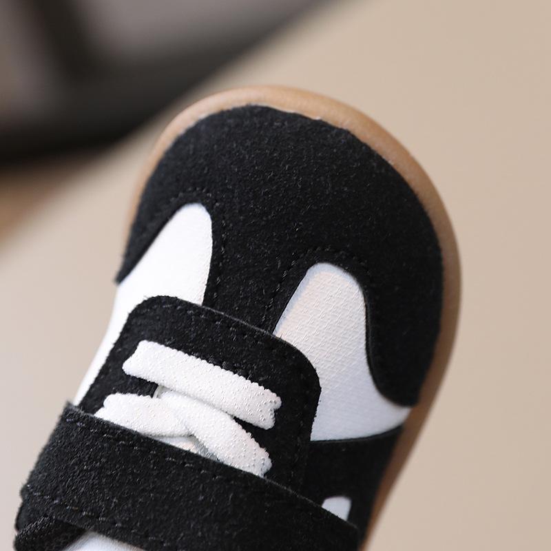 Nuove Scarpe Bianche Autunnali per Bambini e Bambine Scarpe Casual 0-1-2 Anni 3 Scarpe Bianche a Suola Morbida Scarpe da Ginnastica alla Moda