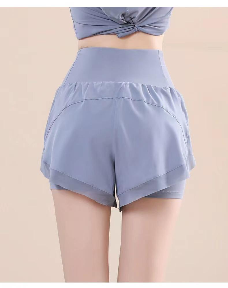 Women's High-Waist Quick-Dry Yoga Running Shorts - Slim Fit, Breathable, Fake Two-Piece, Three-Quarter Length, Loose Fit.
