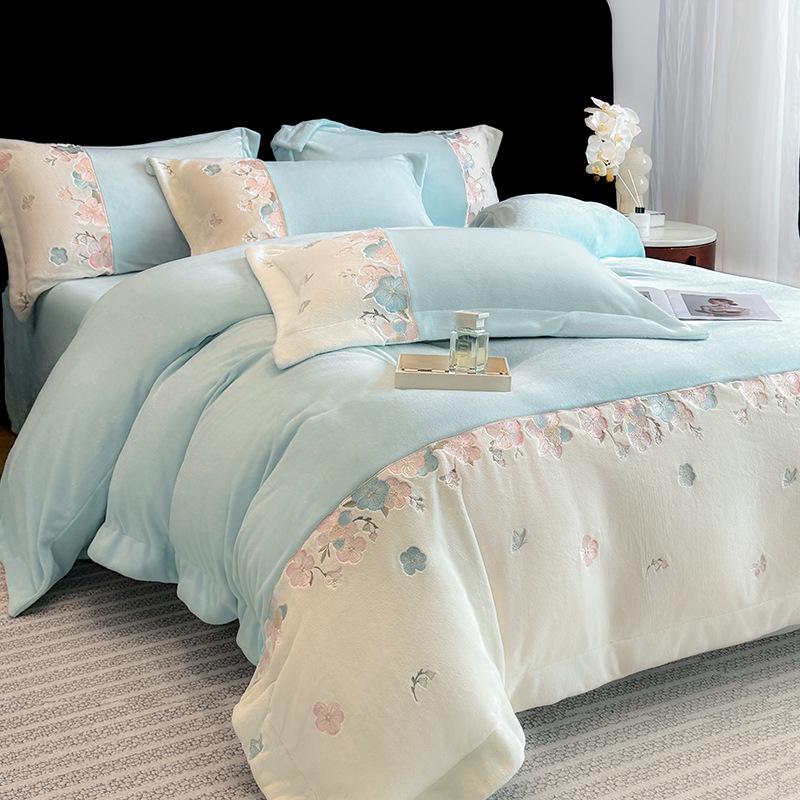 Embroidered Extra Thick Milk Velvet Four-Piece Winter Bedding Set—Duvet & Fitted Sheet, Full Matte Double Color