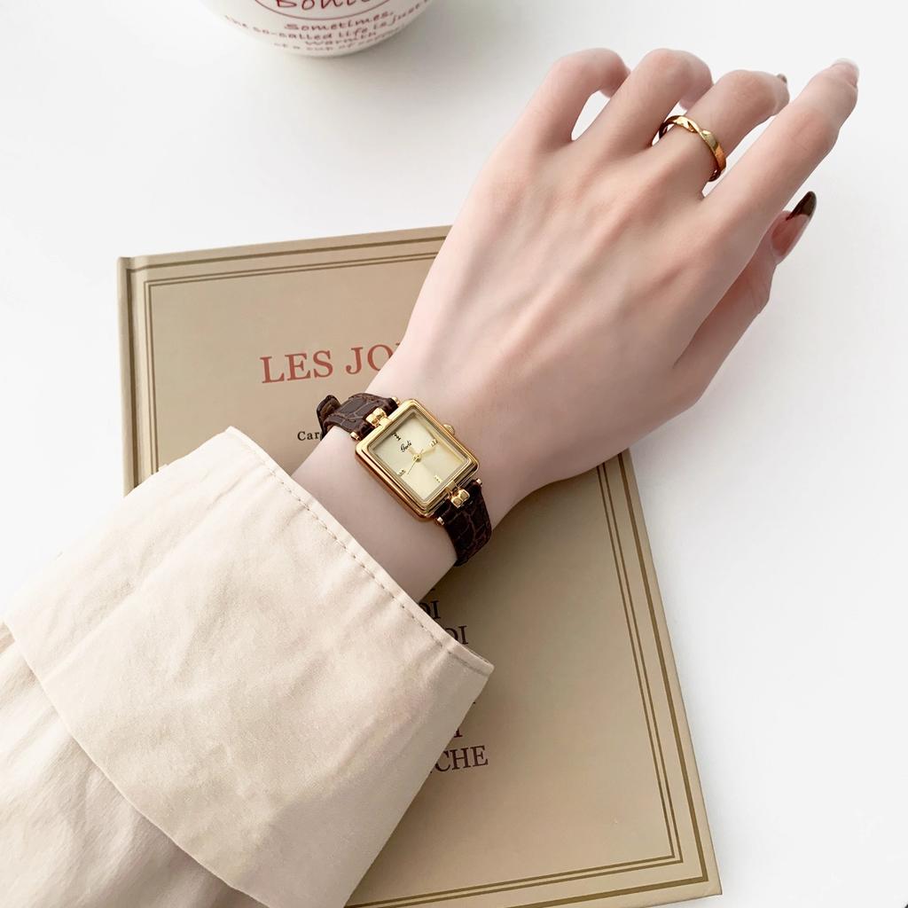 New Retro-Style Luxury Women'S Watch - A High-Value Watch For Students, Suitable For Women, High-Quality Women'S Watch