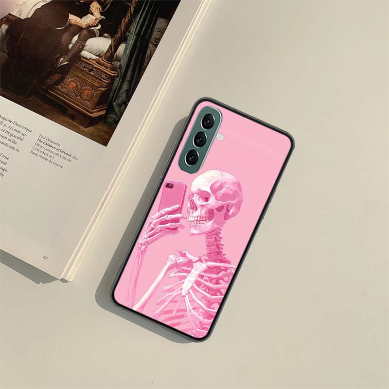 A Funny Skeleton Skull Phone Case for Samsung A54 A14 A24 A34 A17 A37 A57 A55 A35 A25 A15 A07 A05S A04S A12 A22 A32 A52S A72 Gal