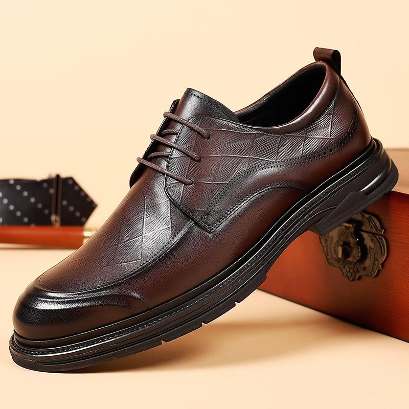 Leather Shoes Men's 2025 Autumn New Lace-up Formal Men's Shoes British Style Groom Wedding Shoes 2025